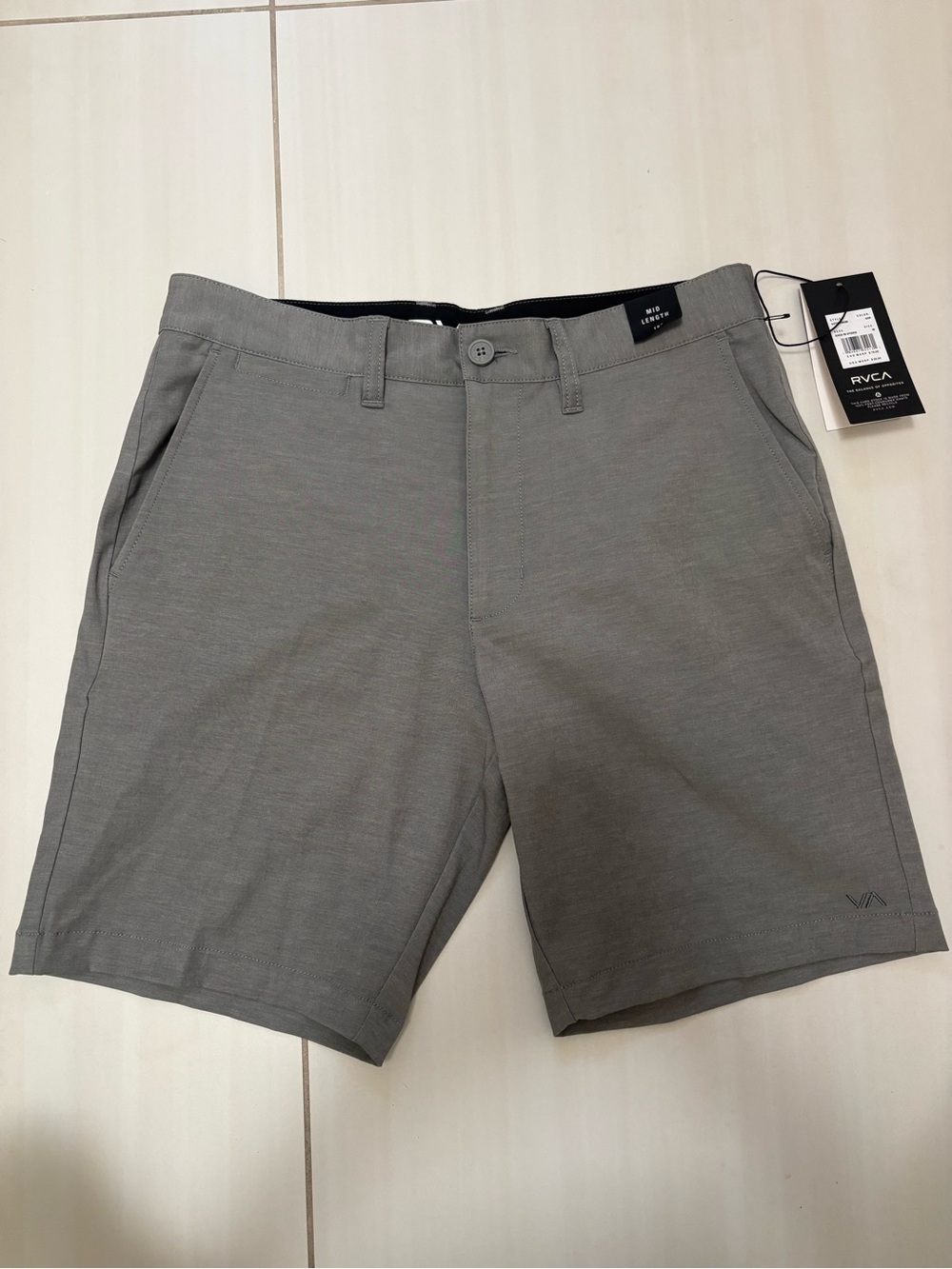 RVCA Men’s Back In Hybrid Short - Picture 1 of 10
